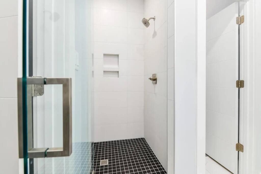 Heaven - Private Pool, Hot Tub, View, Steam Shower